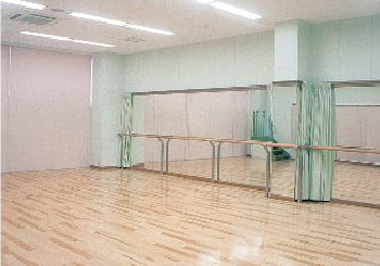 多目的ホール 画像