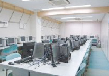 コンピュータルーム 画像